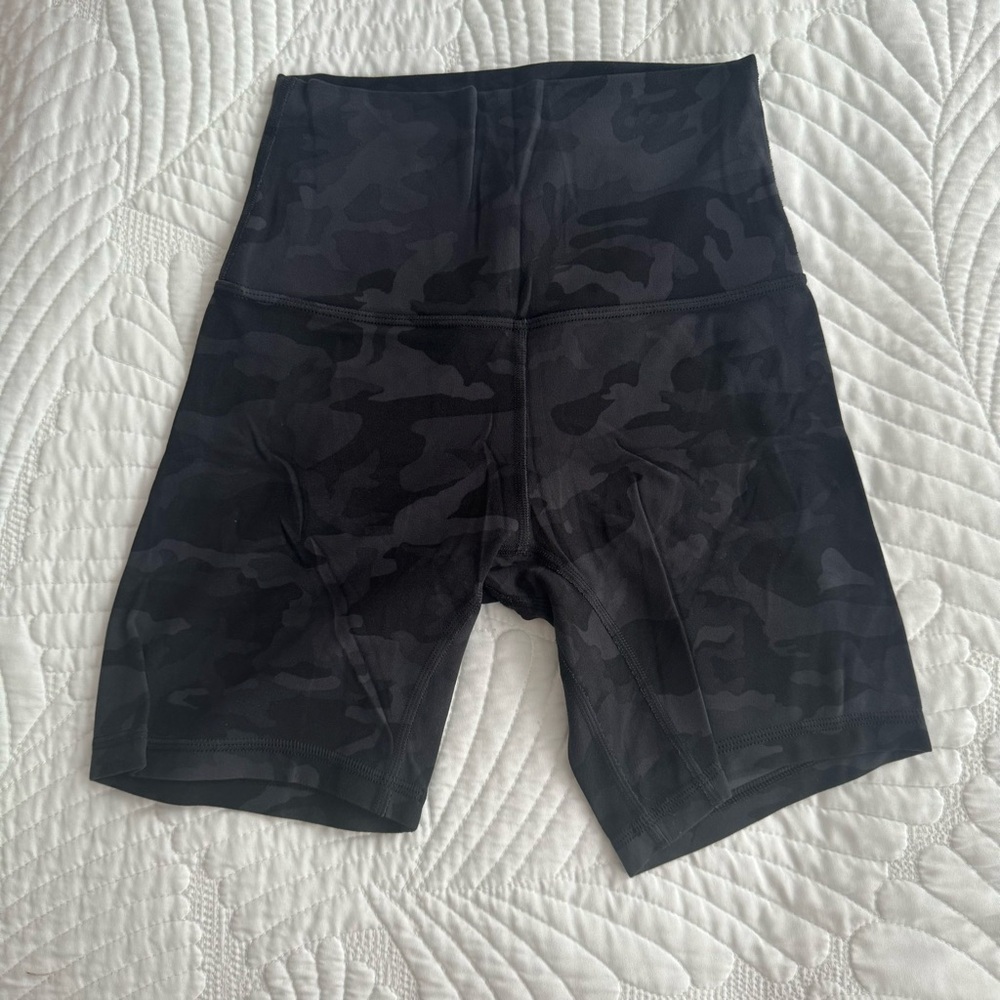 LULULEMON ALIGN SHORTS CAMO 4 In